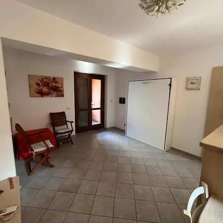 Ampio Monolocale Lägenhet Golfo Aranci