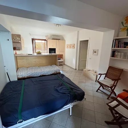 Lägenhet Ampio Monolocale